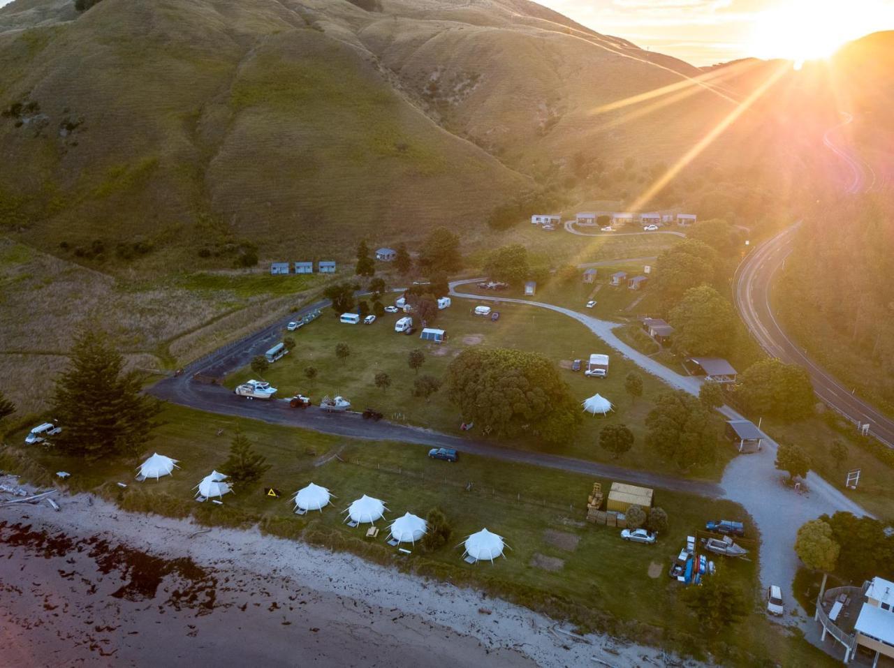 Отель Tatapouri Bay Гисборн Экстерьер фото